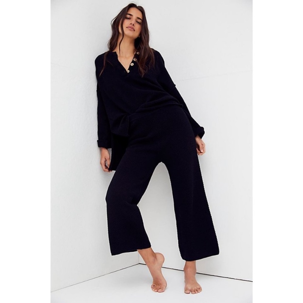 Free People Beach Hailee Sweater Top Black Button Detailing Waffle Knit Size S - Picture 3 of 5